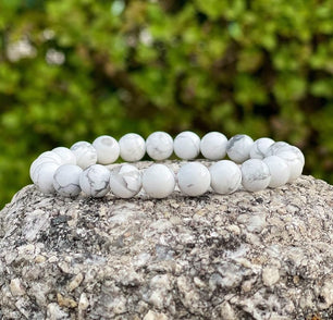 White Howlite Healing Crystal Bracelet