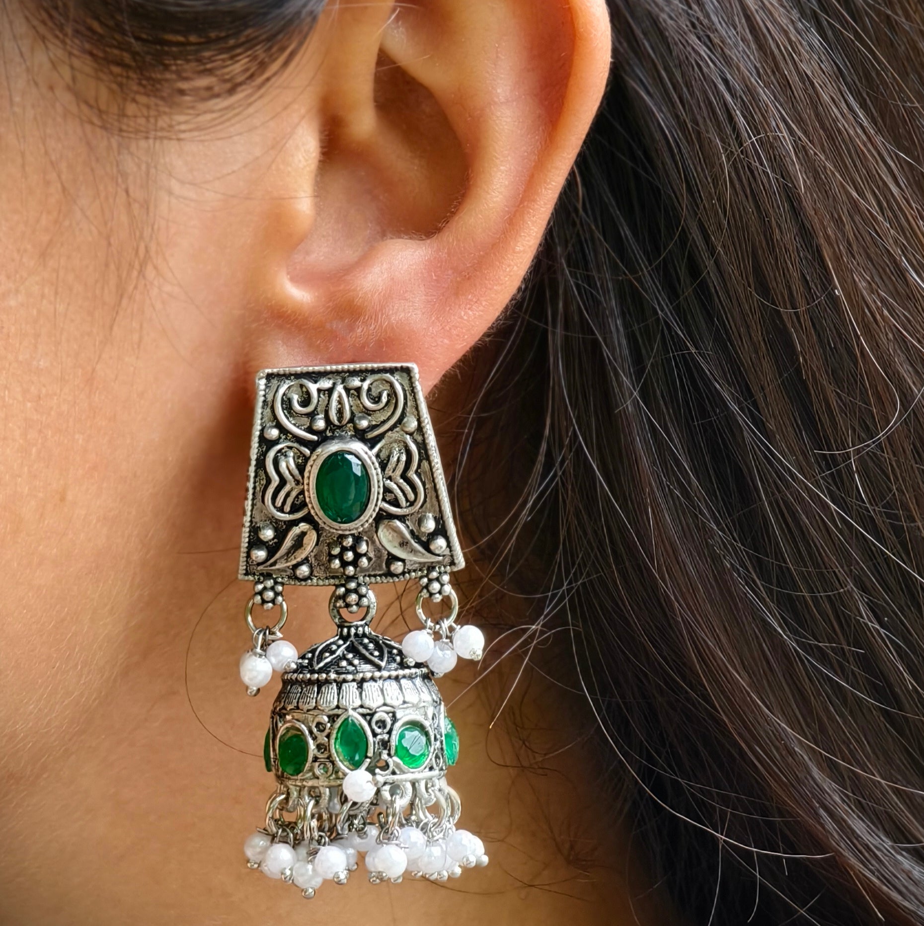 Kundan Studded Dome Shaped Ethnic Pearl Jhumka Earrings