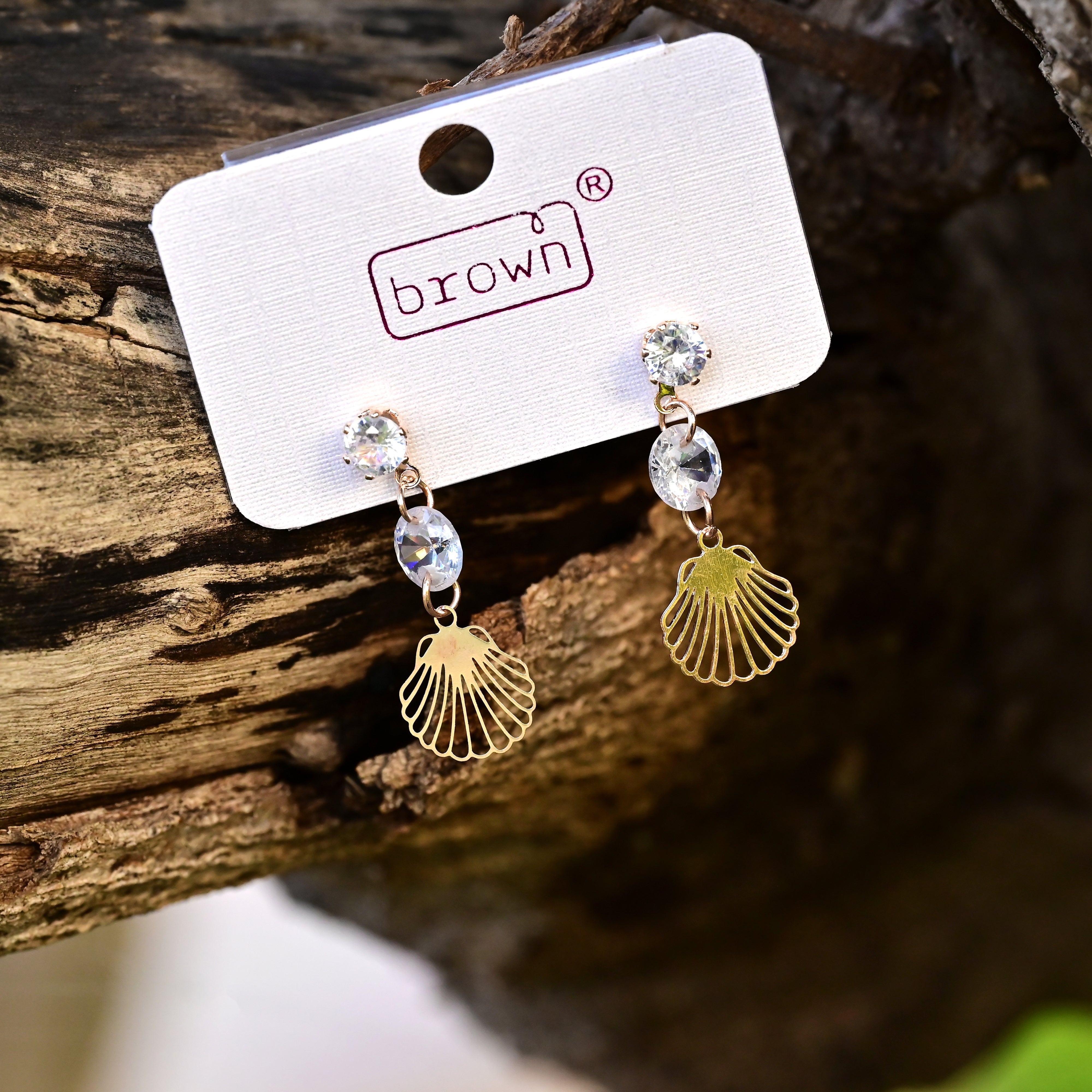 Exquisite Seashell Drop Gold Plated Earrings