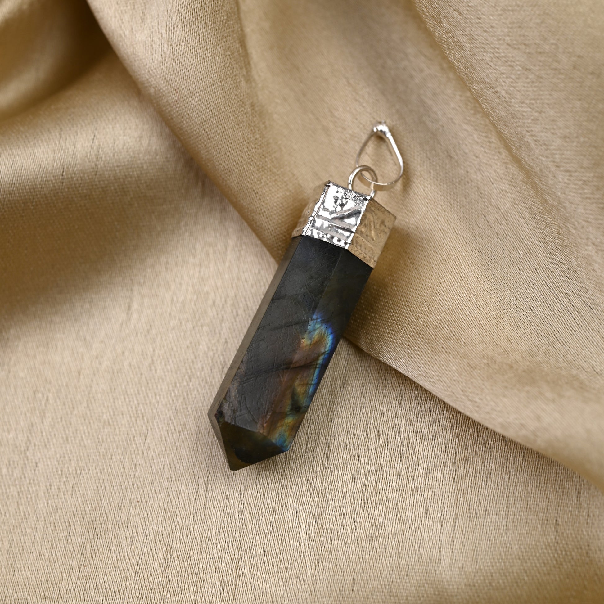 Labradorite Healing Crystal Necklace