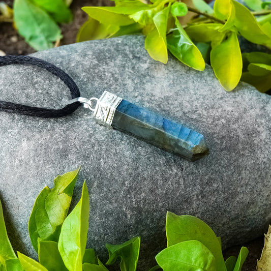 Labradorite Healing Crystal Necklace